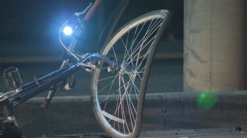 ``There was a fallen man and a broken bicycle.'' A 25-year-old man died... The bicycle was not in its original shape, and it appears to be a hit-and-run...