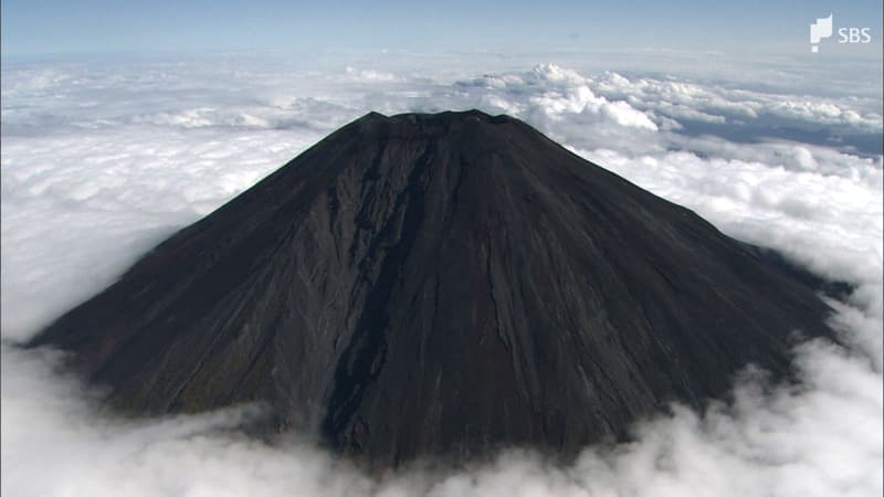 「足がけいれんし動けない」9月10日に閉山した富士山で山岳遭難、単独登山の男性救助＝静岡県警