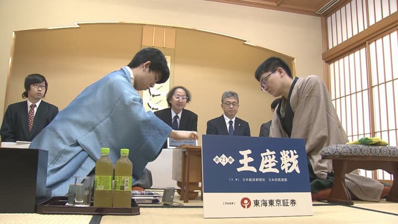 【将棋】藤井聡太七冠　前人未踏の八冠獲得へまず１勝　次回勝利で「王座」に王手　…