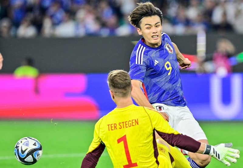 [Japan National Team, examination of matches against Germany and Turkey (1)] 2 points in 4 consecutive European tours and the attacking team exploded...Captain Wataru Endo...