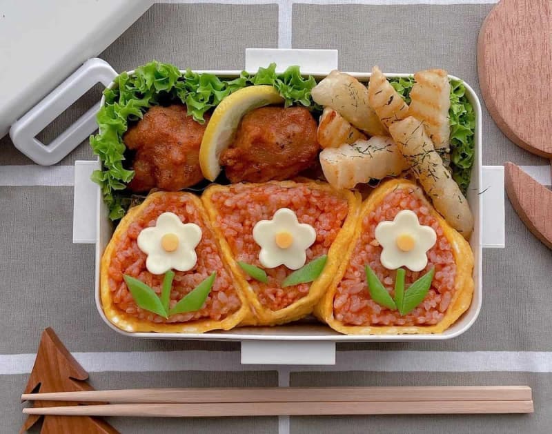 Perfect for a lunch box ♪ Looks cute “#Omelet Rice Ball”