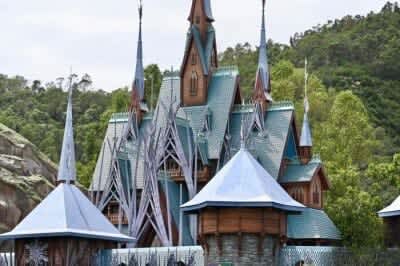 Frozen area to open at Hong Kong Disneyland on November 11th