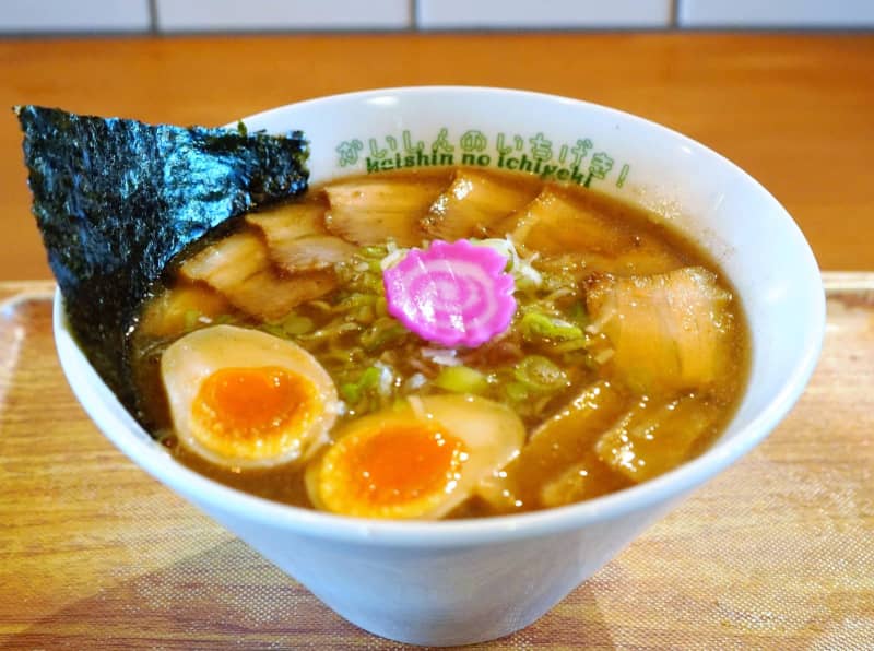 Capture the stomachs of fans with “Kaishin no Ichigeki!” A ramen packed with “Niboshi love” that goes perfectly with chashu
