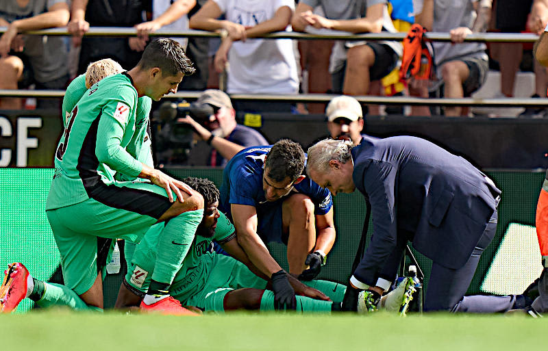 Atletico suffer a blow... Lemar, who was substituted with an injury, will be out for a long time with a ruptured right Achilles tendon
