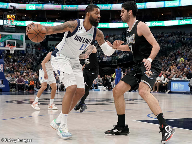 Veteran forward Markieff Morris re-signs with Mavs... played in 8 games after being traded last season