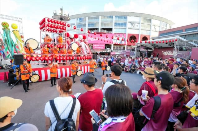 Rakuten Mobile Park Miyagi in Sendai City, with festivals, products, and gourmet food from the 6 prefectures of Tohoku