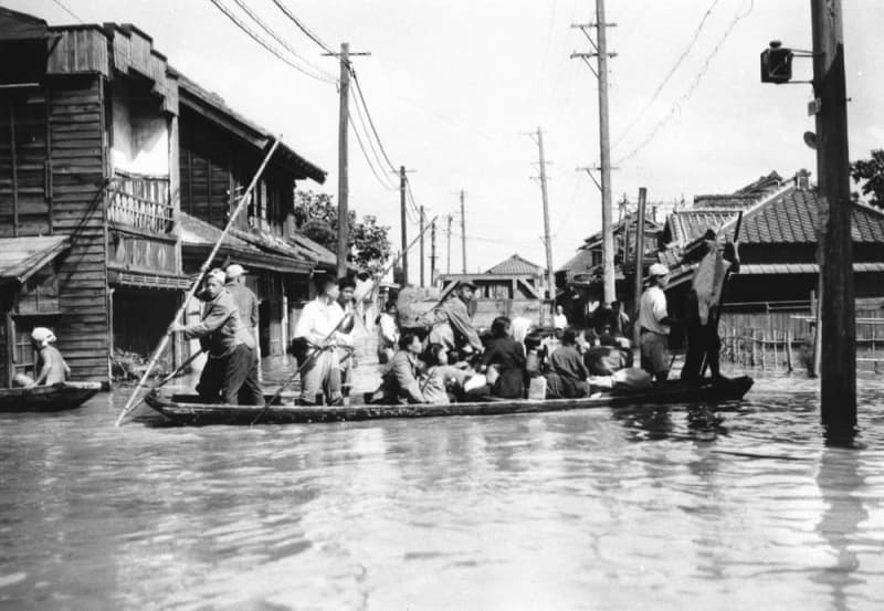 あのころ＞カスリーン台風で大洪水 利根川などが決壊 ｜ 共同通信