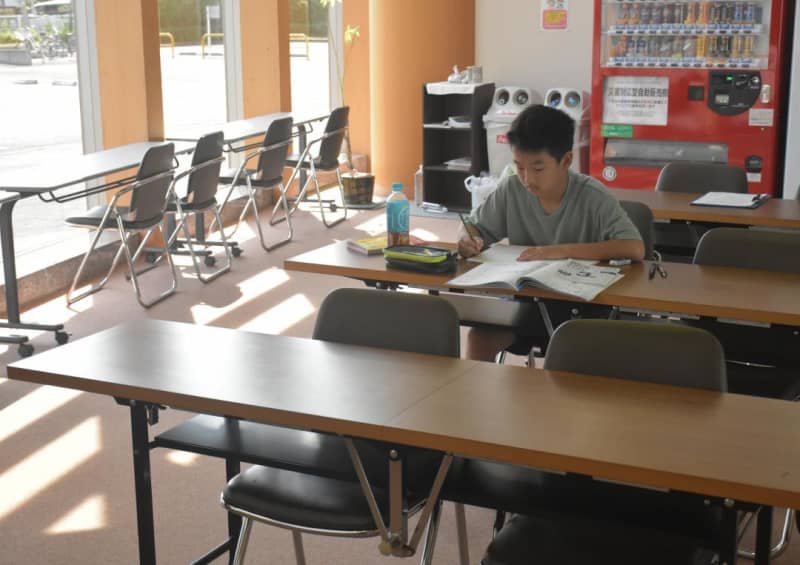 Study support for students Ibaraki/Takahagi City is a study space near the station, until 9pm on weekdays