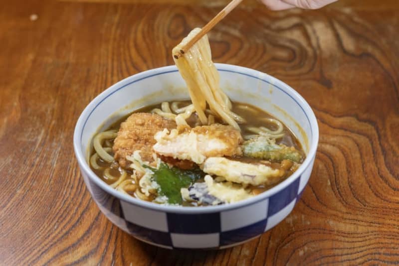 [Hyogo / Inami Town] 5th Ikeike Curry Fair until October 10st at 1 restaurants in the town serving udon and bread