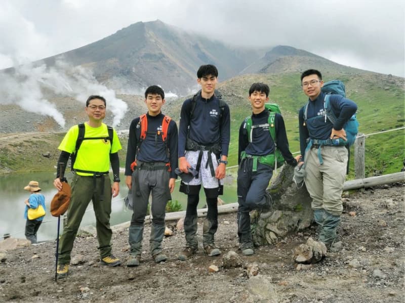 Preparatory school students experience a sense of fulfillment in the mountain club Fukuoka Shuyukan wins second place in the national high school competition ``I feel a great sense of accomplishment''