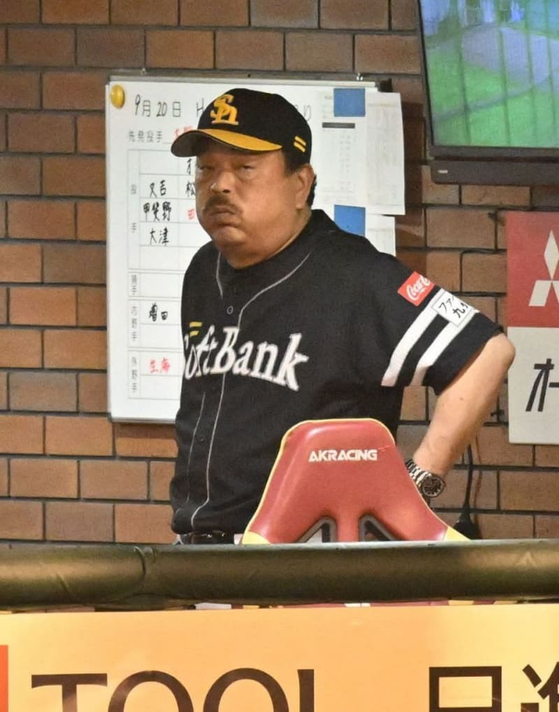 Softbank Manager Fujimoto ``Because I haven't received much attention from Tsumori'' Hiroki Minei → Takuya Kai exchanged catchers in the middle of the inning...