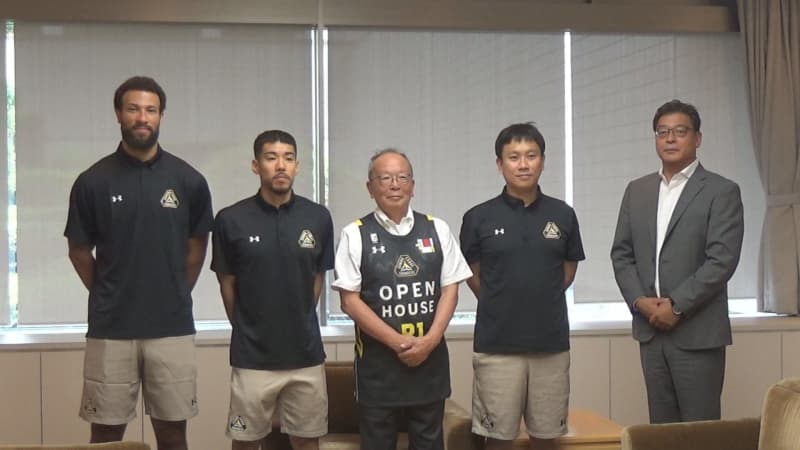 B1 Gunma Crane Sanders pledges success this season to Mayor of Ota City and Shimizu