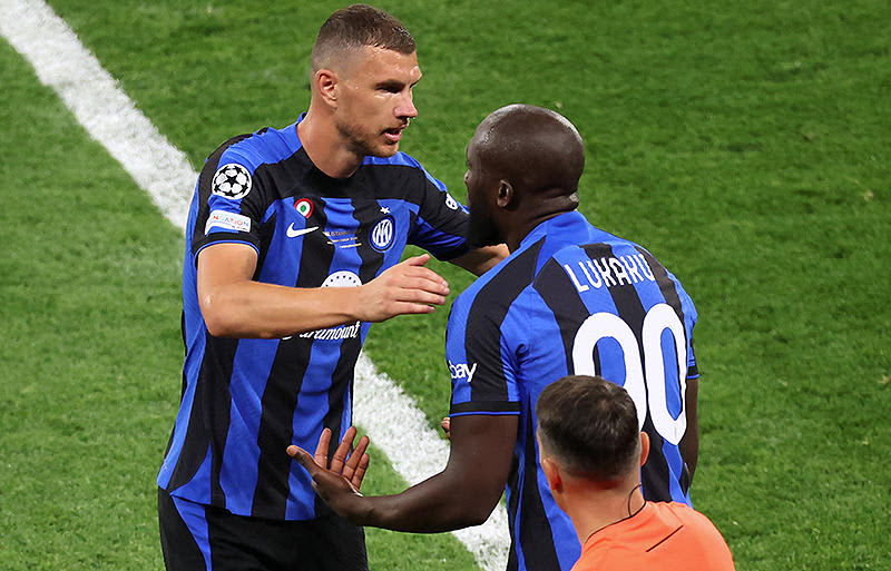 Dzeko was surprised that his former colleague Lukaku left for Roma... ``I was surprised that he didn't return to Inter...''