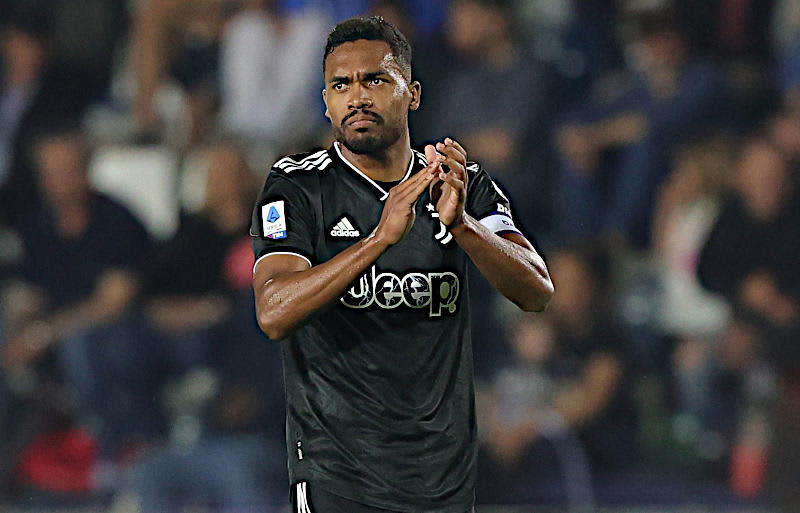 Juventus defender Alex Sandro may be out for a long time due to left hamstring injury...