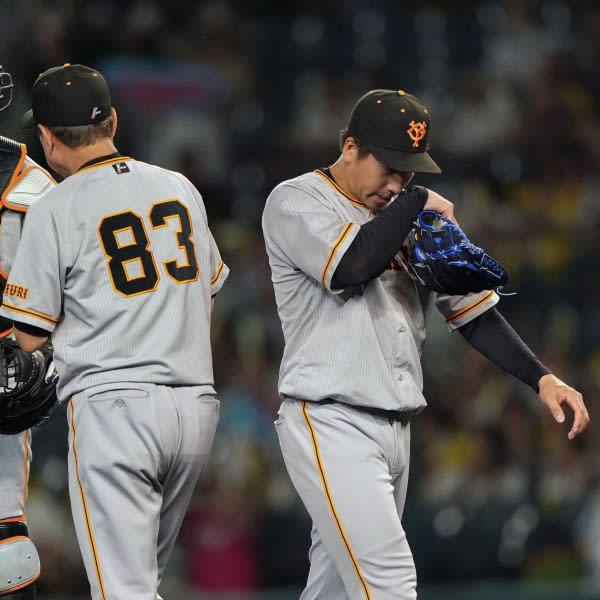 The Giants were KO'd with 2 hits and 3 runs conceded...Director Hara was unable to solve the ``equation'' and was guilty of the ``evil eight innings'' for the second year in a row.