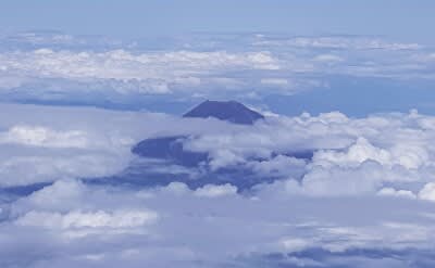 「富士山が世界一汚い山に」と韓国メディア、ネットも驚き「美しいのは昔の話」「サッカー場は掃除す…