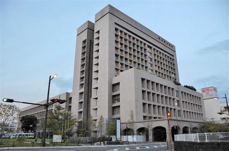 Kumamoto University will increase the number of dispatched doctors to the obstetrics department at Kumamoto General Hospital (Yashiro City) High-risk pregnant women will be transferred to hospitals in Kumamoto City for the time being
