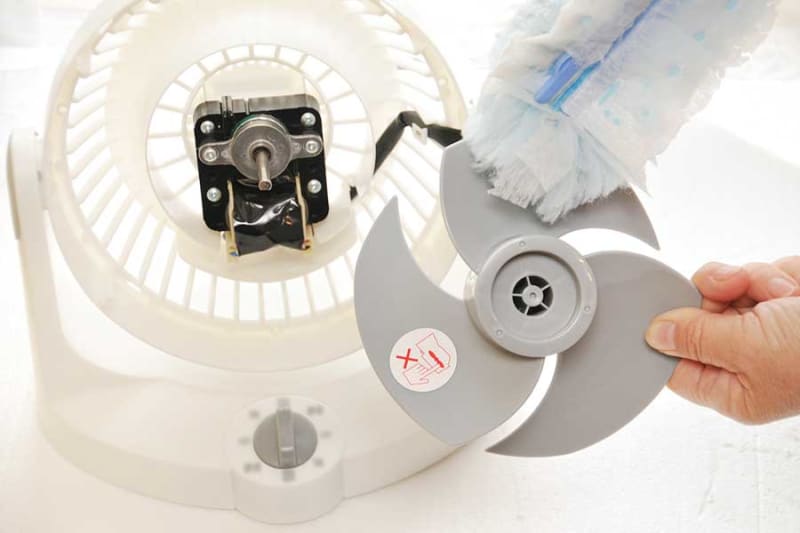 夏物家電の片づけ　扇風機を来年も快適に使うための秘訣とは　掃除のプロが解説