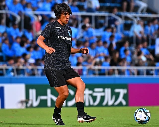 Using gestures, he enthusiastically talked about how to play one-two.Shunsuke Nakamura's insatiable desire to improve remains the same.