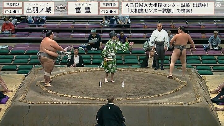“Hey, hey!” Gyoji was surprised!A sumo wrestler's unexpected misunderstanding causes laughter in the hall