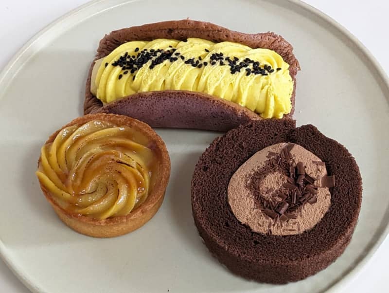 クリームだけを食べてるみたい！【最新コンビニスイーツ】セブン、ローソン、ファミマ3選