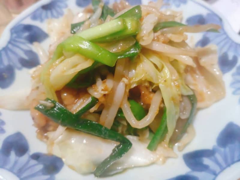 [Stamina Recipe] ``Stir-fried Pork and Chives'' that you want to eat when you're tired. Vitamin B1 relieves fatigue. Garlic increases the effect.