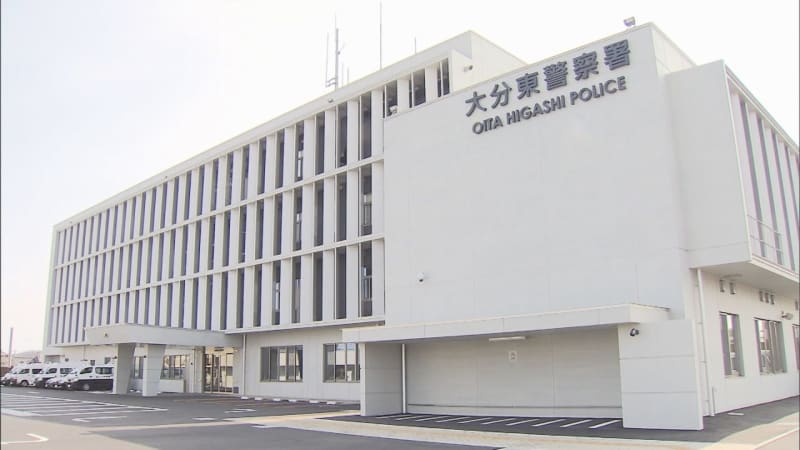 A 1-year-old temporary worker was arrested on suspicion of stealing a smartphone from a mobile phone store in Oita.