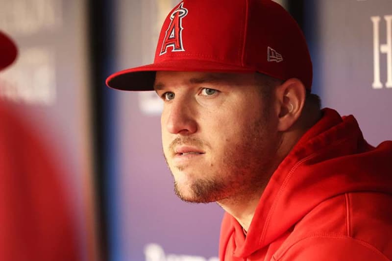 Angels' $426,500,000 star Mike Trout confirms he plans to stay with team -  Going into Spring wearing an Angels uniform