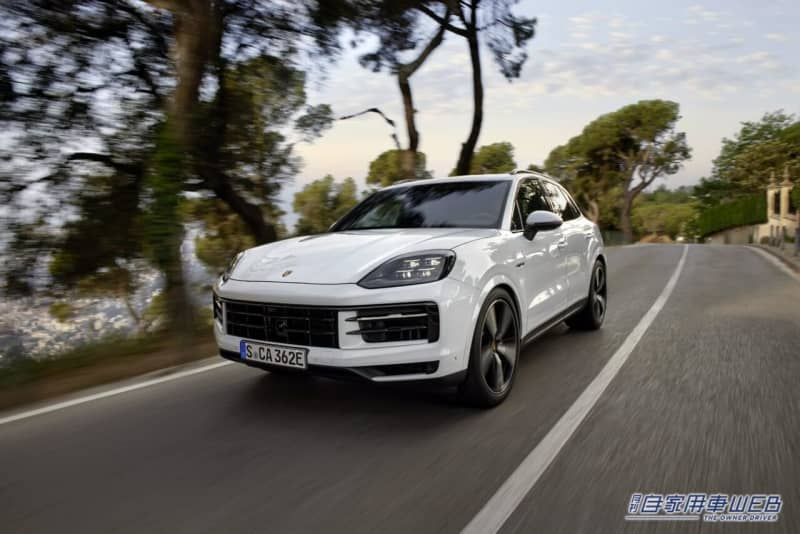 Porsche begins selling the new "Cayenne S E-Hybrid".More options when choosing Cayenne