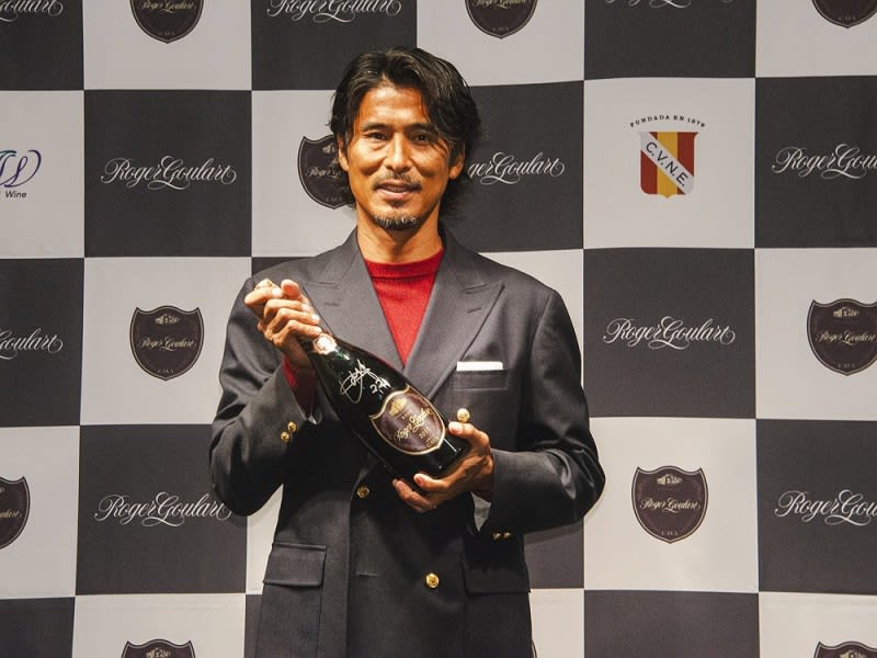中澤佑二氏がワイン公式アンバサダー就任「趣味でも仕事でも、こだわりを持つ方に飲んでいただきたい」
