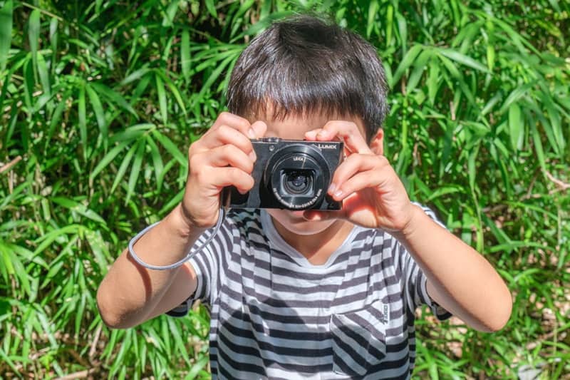 人気カメラを全員に貸し出し！ プロの指導で楽しく学べる「第5回おやこ写真教室」開催
