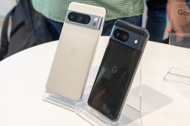 Google Pixel 8, Pixel 8 Pro announced. Significantly enhanced AI and camera, 7-year update warranty