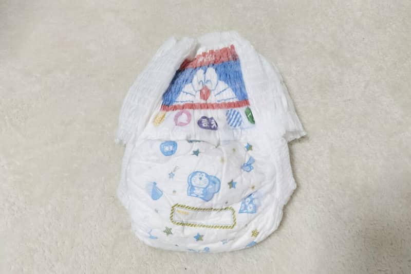 When you put disposable diapers in the freezer, they turn into