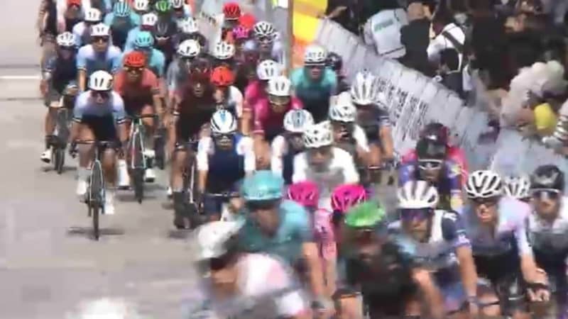 "Tour de Kyushu" opens in Kitakyushu City International bicycle road race set in three prefectures: Fukuoka, Kumamoto, and Oita