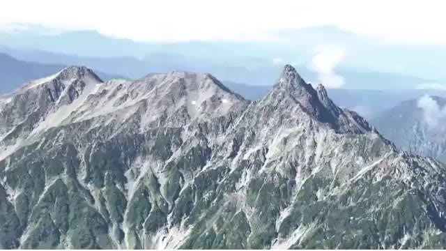 北アルプス槍ヶ岳を登山中に体調不良で行動不能に　東京都の24歳男性を県警ヘリで救助