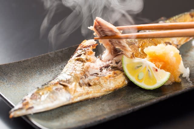 Speaking of ``favorite fish dishes,'' the 2st place after 1nd place ``sushi'' is ``Enjoy the plump meat and aroma of the skin...''