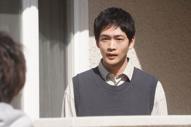 「いちばんすきな花」初回、“噛み合わない”会話に反響