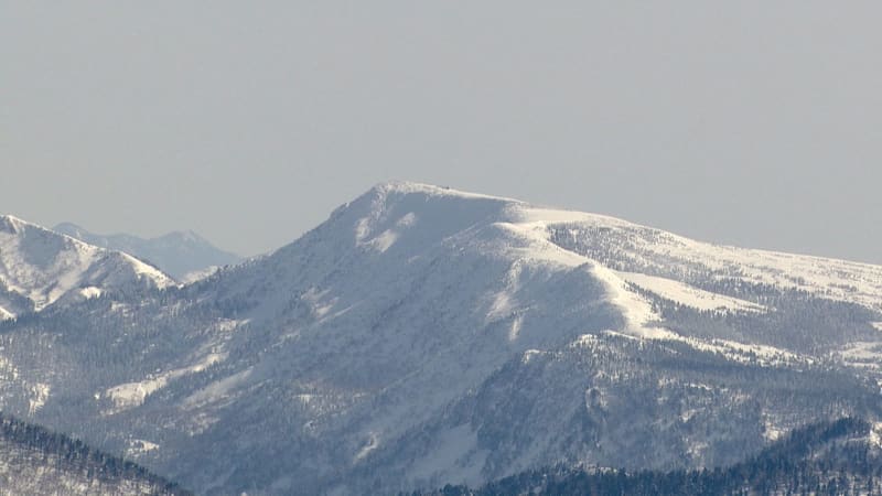 登山中に転倒、体調不良、道迷い…ヘリで救助　山岳遭難相次ぐ　県警「天候や体力、技量を見極めて」