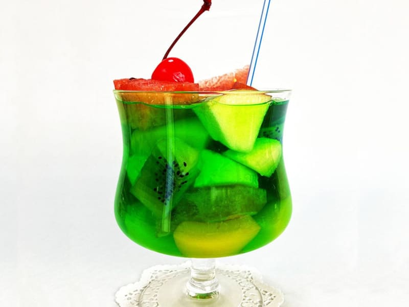 Is it back with the Showa retro boom? I made everyone's dream fruit punch