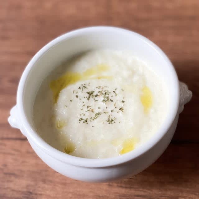 Delicious and warm from the morning!Easy “Onion Soy Milk Potage”