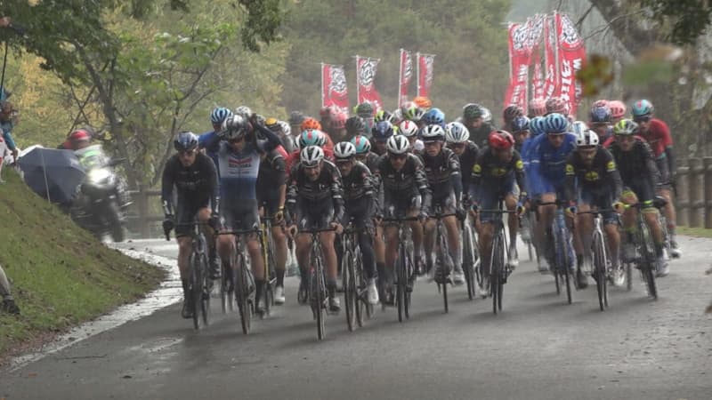 Rainy survival race Japan Cup Cycle Road Race 2023 where top domestic and international racers compete fiercely