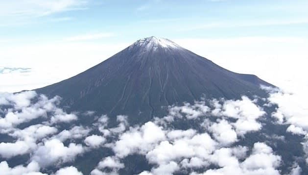 「意識失い倒れた」閉山中の富士山で救助要請　ライダースジャケットで登山か…50代男性が心肺停止　静岡