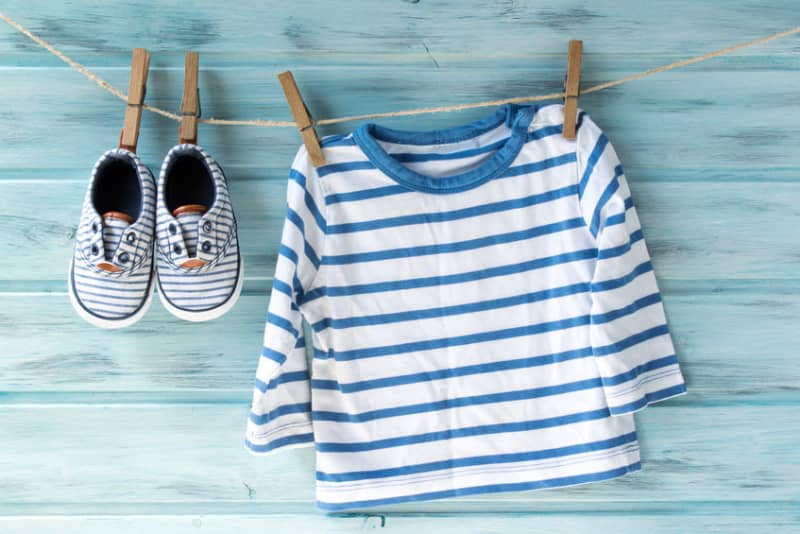 ``Long T-shirt'' is a must-have item for children's clothing. 4 useful points. Reasons why it is recommended for preparing for ``emergency times.''