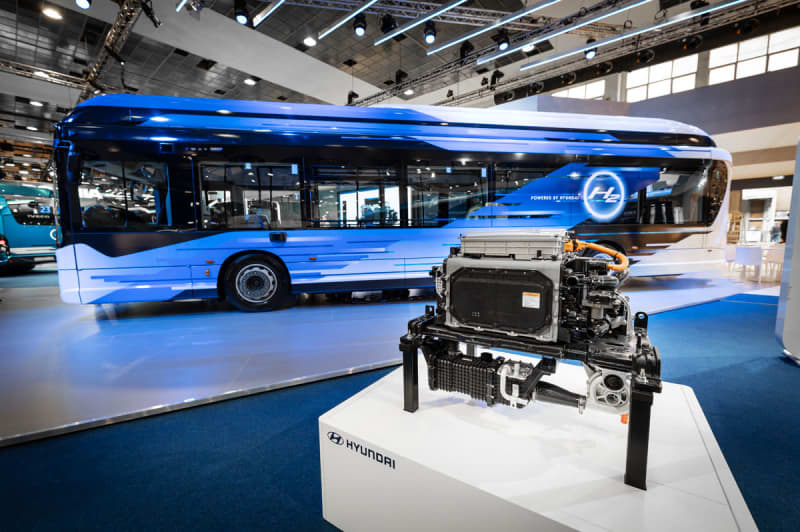 Hyundai and IVECO unveil hydrogen fuel cell bus and aim to expand zero emissions