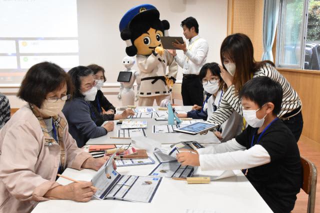 How to deal with online fraud without panic - "Classroom" on Shimaura Island, Nobeoka
