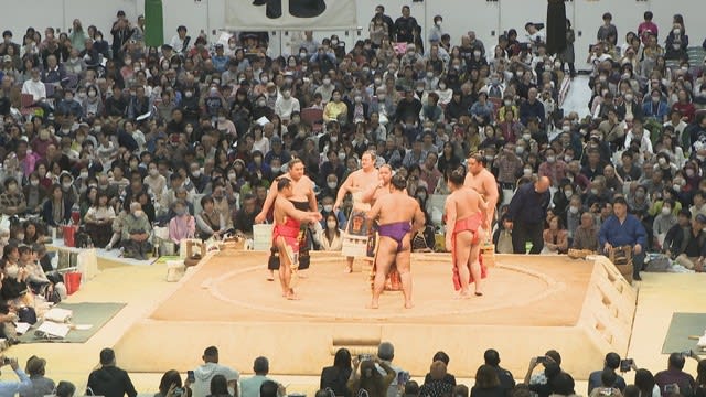 5年ぶりに大相撲高松場所　4000人の観客で盛り上がる