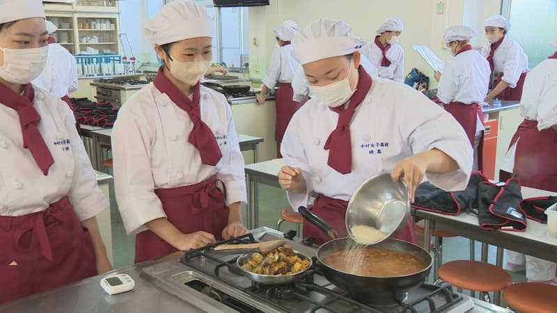 「パエリアは地中海料理」スペイン・パンプローナ市と姉妹都市・山口市の高校生がスペイン料理づくりに挑戦