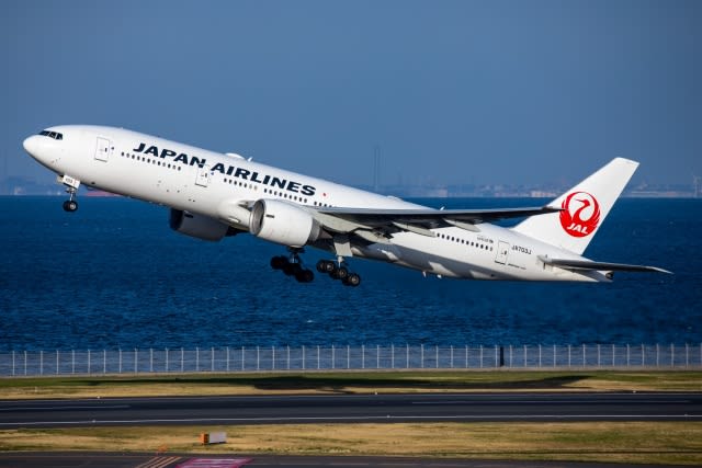 JAL's legend once again...A tour on the last retired charter flight, "JA1J", is on sale! 703/12 Leaving Japan