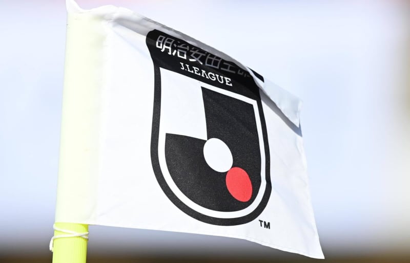 【J1リーグ人件費ランキング】浦和はメッシも獲得できた!? 3位柏、2位横浜FM、1位は神戸で…