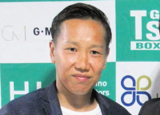Former women's boxing world champion Go Shindo's semi-official opponent as a male will be Ishibashi, a two-time professional boxer, ``fighting in the ring...''
